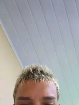 Cam4 Live Porn of Ruanzicari0