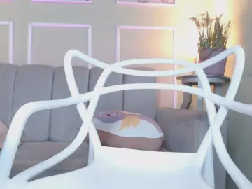 Cam4 Live Porn of CurlyDanii