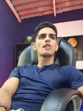 Cam4 Free Porn Cam of alex_king27
