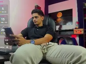 Cam4 Watch Live Sex Cams of alex_king27