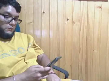 Cam4 Free Porn Cam of Benjaxxx24