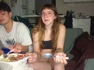 Cam4 Free Live Porn of ToomLe