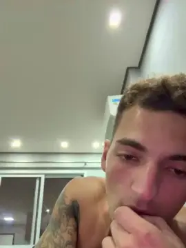 Cam4 Free Porn Cam of pietrolutchero