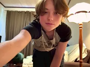 Cam4 Sex Chat of HedyLombardino