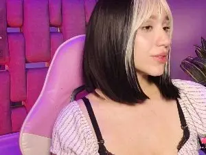 Cam4 Free Porn Cam of ZharaLux