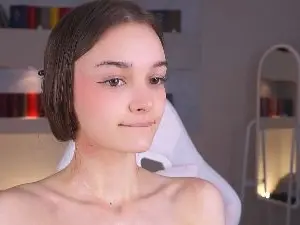 Cam4 Watch Live Sex Cams of LeandraBaughan