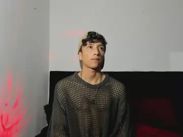 Cam4 Live Sex Cam of mhatias_