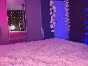 Cam4 Live Sex Cam of DeliaMarcin