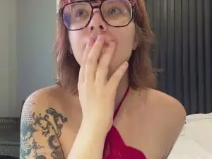 Cam4 Live Porn of ChunSpidle