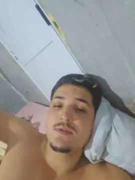 Cam4 Nude Webcam of Kaiquek00