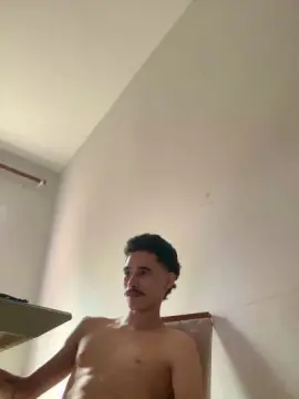 Cam4 Nude Webcam of branquinho62go