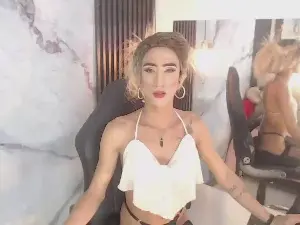 Cam4 Adult Webcams of Hot_sexy_doll