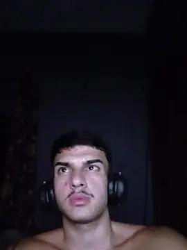 Cam4 Free Live Porn of robsonhaha