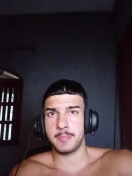 Cam4 Sex Cam of robsonhaha