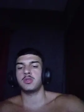 Cam4 Live Sex Cam of robsonhaha