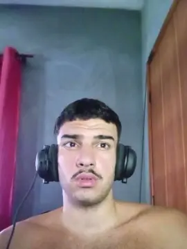 Cam4 Watch Live Sex Cams of robsonhaha