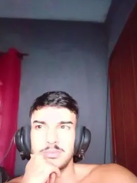 Cam4 Sex Cam of robsonhaha