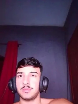 Cam4 Live Porn of robsonhaha