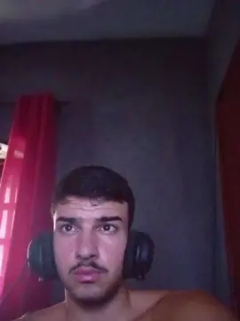 Cam4 Live Sex of robsonhaha