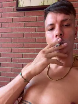 Cam4 Watch Live Sex Cams of alex223