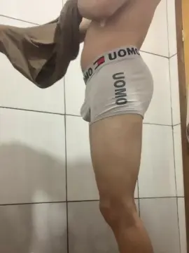 Cam4 Watch Live Sex Cams of Discreto96_
