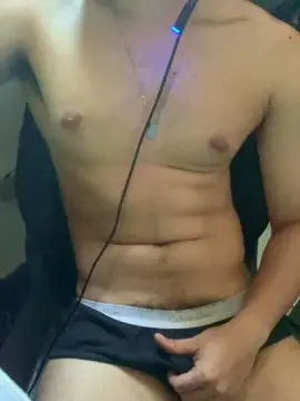 Cam4 Adult Webcam of Antonieeez