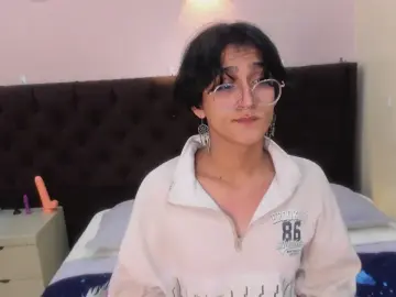 Cam4 Live Porn of NeonAdonis