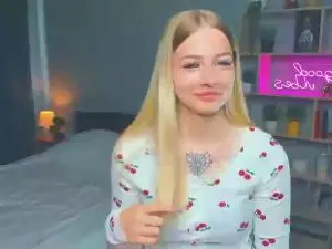 Cam4 Sex Cam of SharleneFyles