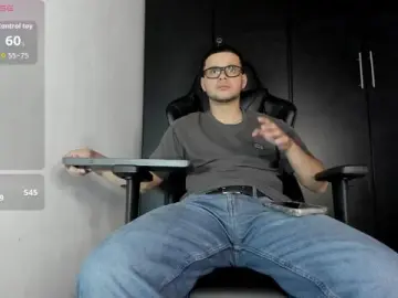 Cam4 Free Porn Cam of LIAM_MATEO_