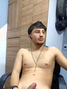 Cam4 Live Sex of Esteban19PG