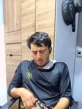 Cam4 Private Sex Chat of Esteban19PG