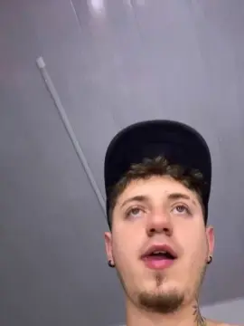 Cam4 Live Sex of erik_conrad