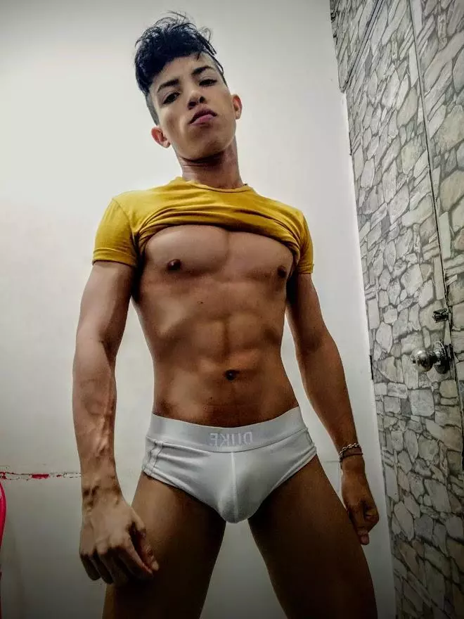 babyhot47