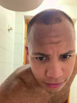 Cam4 Live Porn of POTRO_latino2