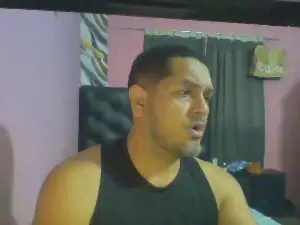 Cam4 Live Porn of elmostroxxx