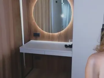 Cam4 Sex Cam of KarieMihalios