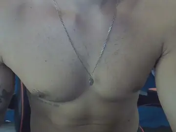 Cam4 Live Porn of brazilianjapa2