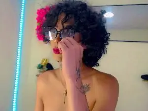 Cam4 Nude Webcam of DariaAtehortua