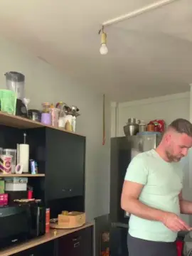 Cam4 Private Sex Chat of Anjelo79