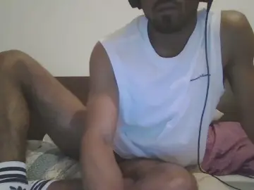 Cam4 Free Live Porn of dona30