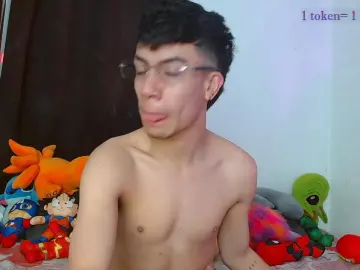 Cam4 Sex Chat of Aaron_twinkb