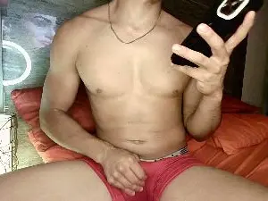Cam4 Free Live Porn of FitBoy_Cris