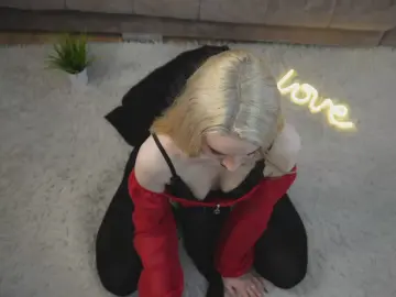 Cam4 Watch Live Sex Cams of KristenStegner