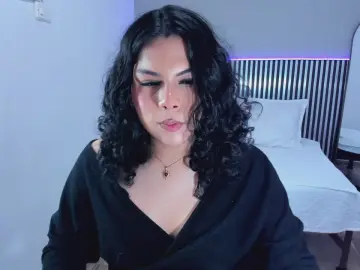 Cam4 Free Live Porn of Little_Alii