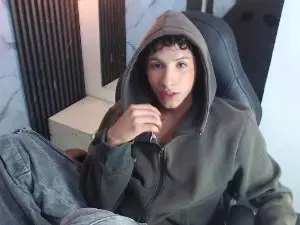 Cam4 Free Porn Cam of LuiisP18