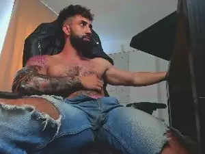 Cam4 Free Porn Cam of liamlordparty