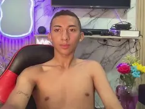 Cam4 Live Sex Cam of Andrux22