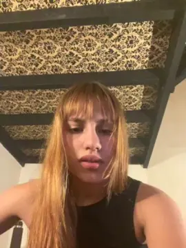 Cam4 Free Live Porn of saraangelafern1