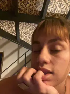 Cam4 Watch Live Sex Cams of saraangelafern1