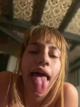 Cam4 Free Porn Cam of saraangelafern1